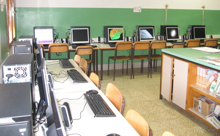 Laboratorio Di Informatica A Guidizzolo LugMan TNG